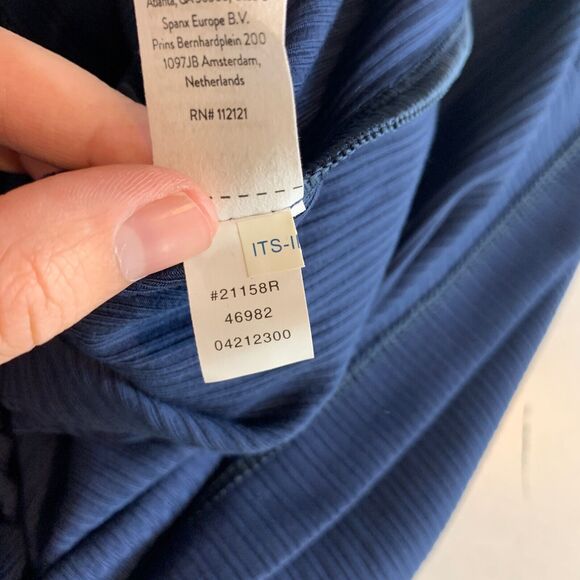 Spanx Tank Top Womens 3X Plus Navy Scoop Neck Ribbed Knit Stretch Sleeveless - Picture 12 of 14